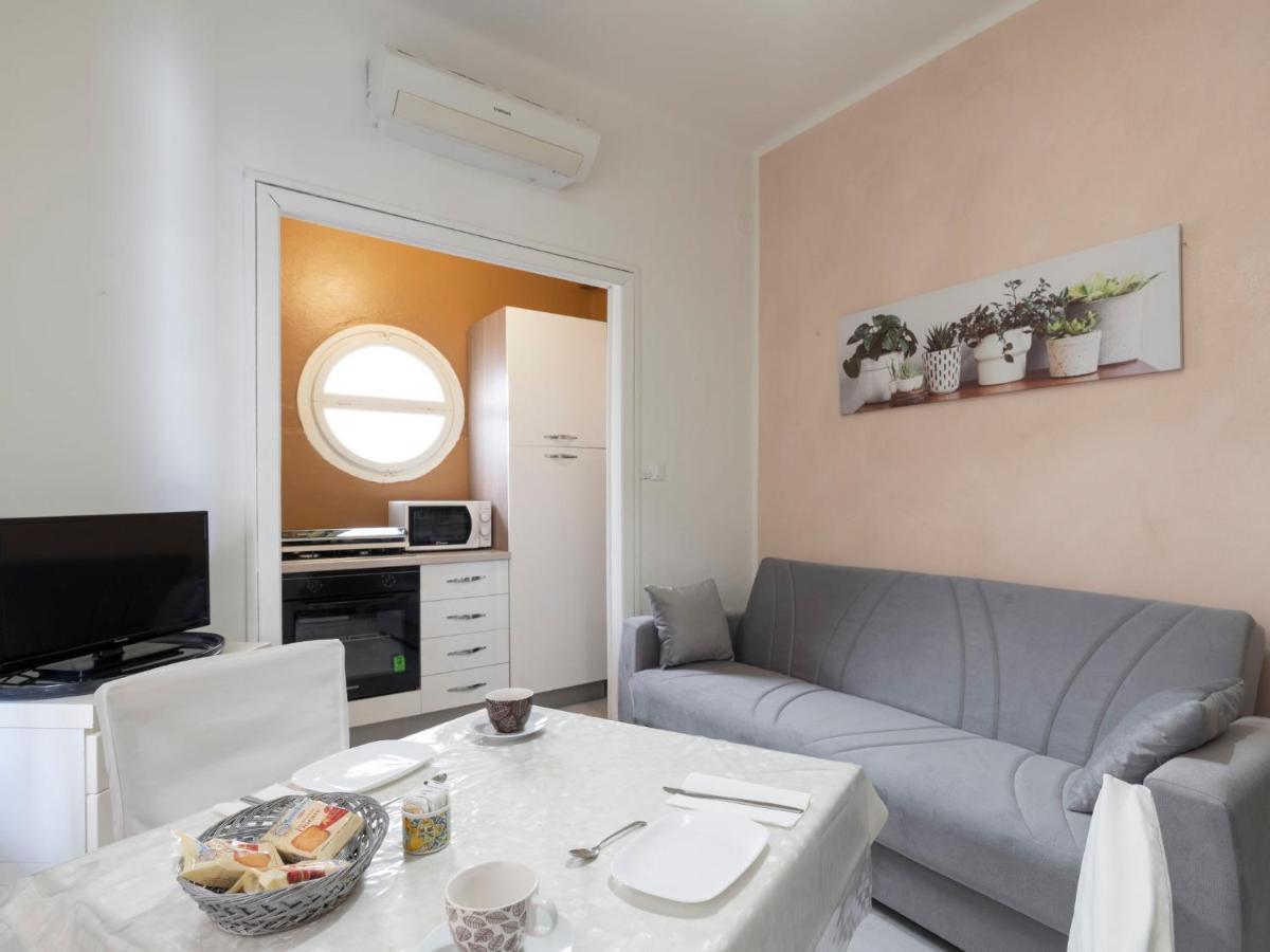 Apartment Il Gabbiano By Interhome Alassio Luaran gambar